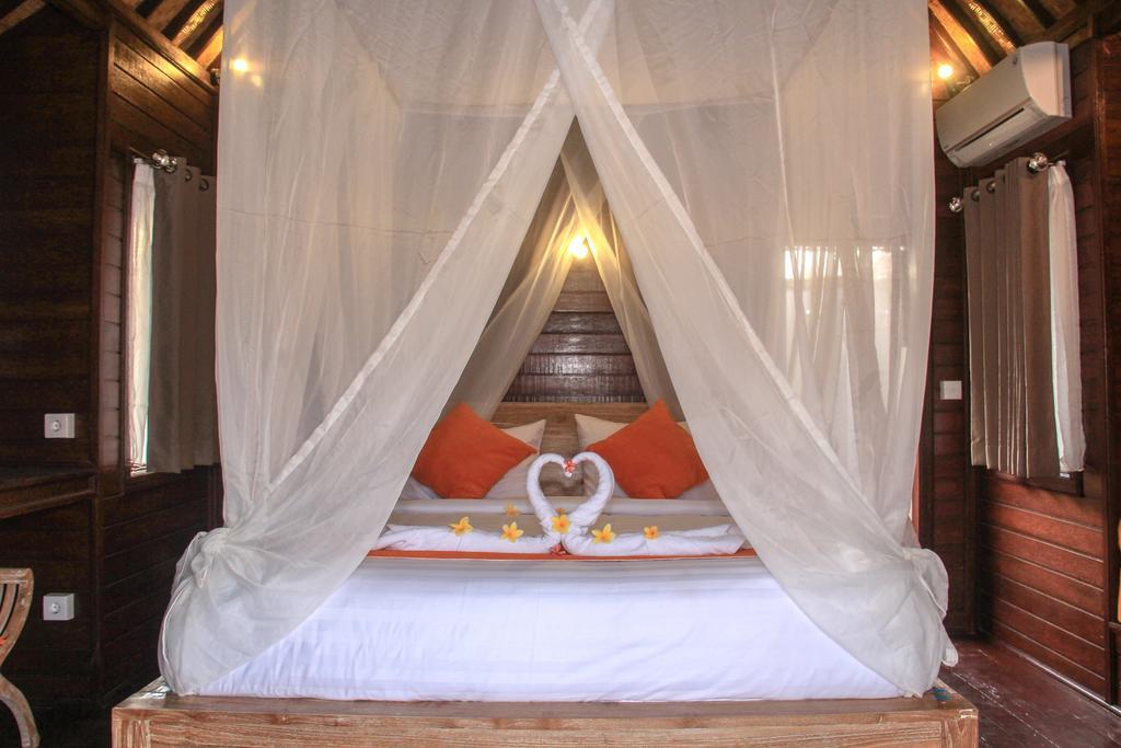 Dinatah Lembongan Villas Pokoj fotografie